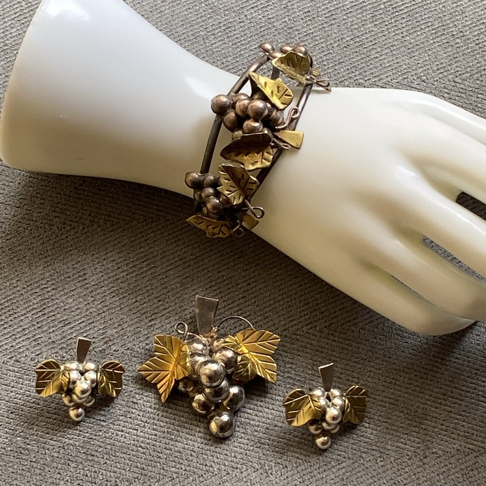 Sterling Grape Set bracelet earrings pendant